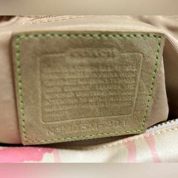 Coach Pastel Hampton Signature Scribble Womens Multi-Color Purse - Picture 8 of 14